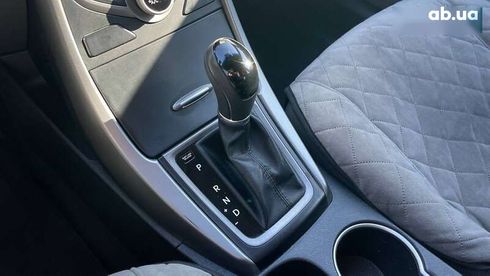 Hyundai Elantra 2015 - фото 23
