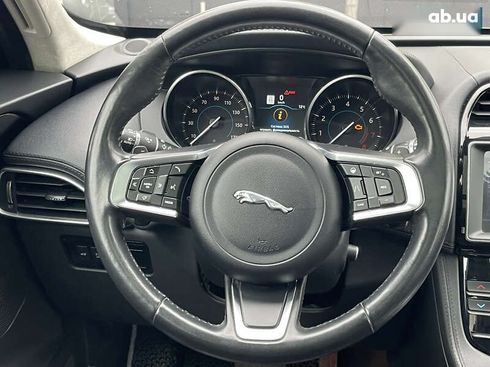 Jaguar F-Pace 2019 - фото 24