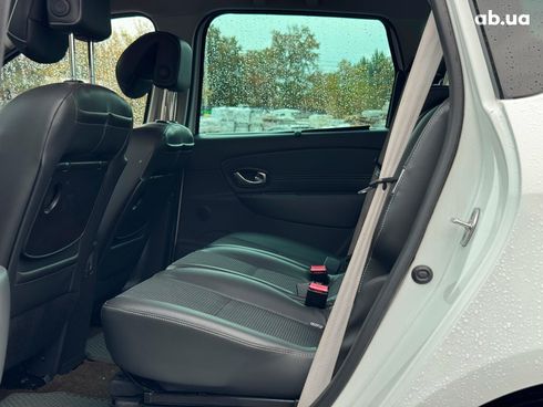 Renault Scenic 2011 белый - фото 35
