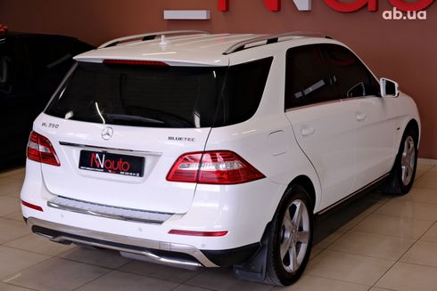 Mercedes-Benz M-Класс 2012 белый - фото 5
