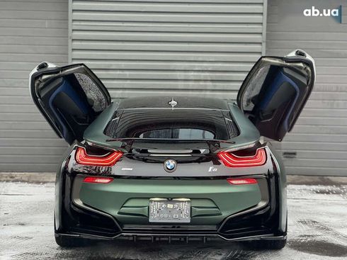 BMW i8 2016 - фото 17