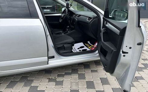 Skoda Octavia 2017 - фото 22
