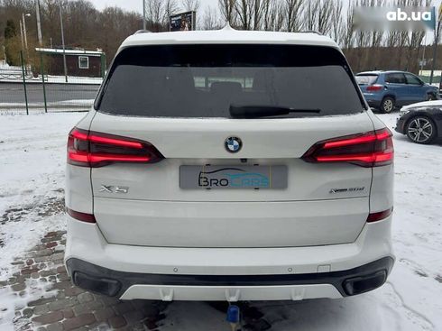 BMW X5 2021 - фото 11