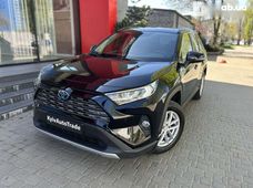 Продажа б/у Toyota RAV4 2020 года - купить на Автобазаре
