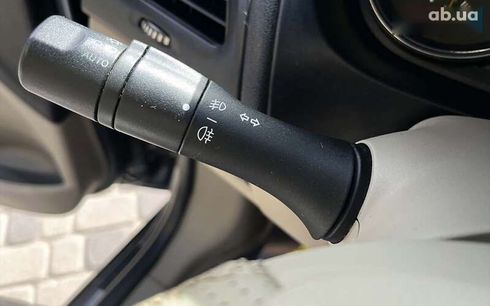 Renault Fluence 2010 - фото 15