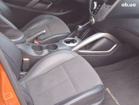 Hyundai Veloster 2016 оранжевый - фото 13