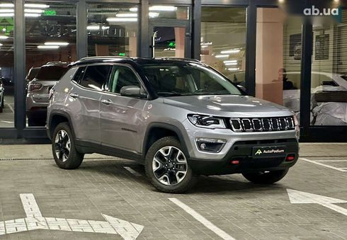 Jeep Compass 2017 - фото 20
