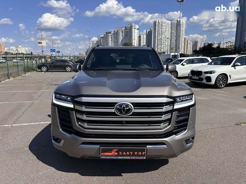 Toyota Land Cruiser 2023 - фото 30