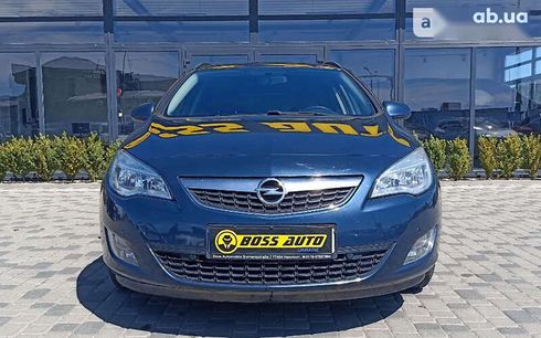 Opel Astra 2011 - фото 2