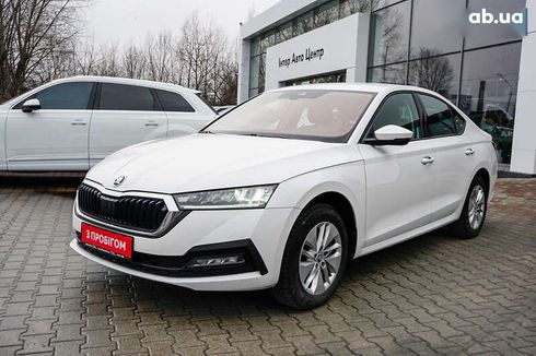 Skoda Octavia 2020 - фото 11