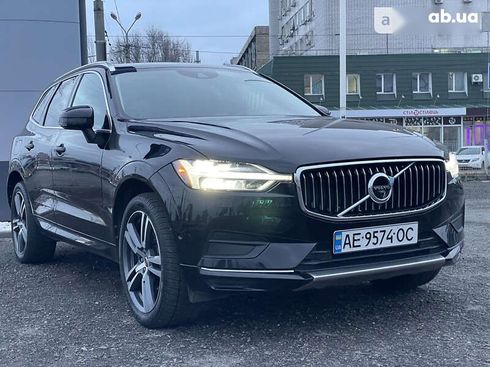 Volvo XC60 2018 - фото 15