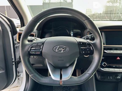 Hyundai Ioniq 2019 - фото 13