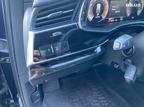 Audi Q7 2021 - фото 12