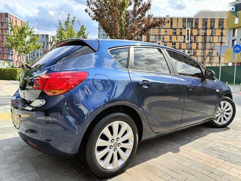 Opel Astra 2010 - фото 22