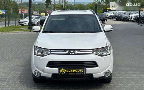 Mitsubishi Outlander 2013 - фото 2