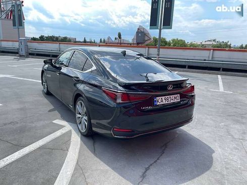 Lexus ES 2019 - фото 7