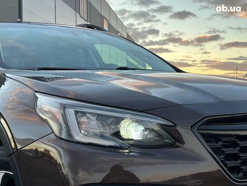 Subaru Outback 2020 коричневый - фото 12