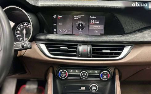 Alfa Romeo Stelvio 2021 - фото 17
