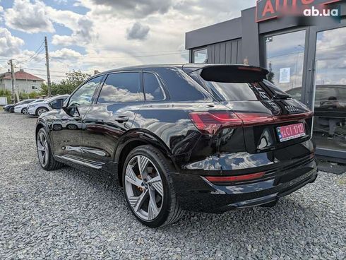 Audi E-Tron 2022 - фото 9