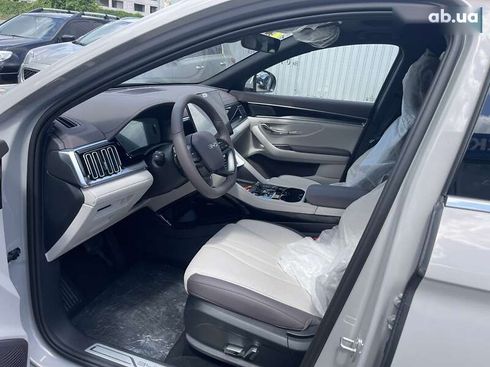 BYD Song Plus 2025 - фото 12