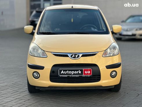 Hyundai i10 2009 желтый - фото 3