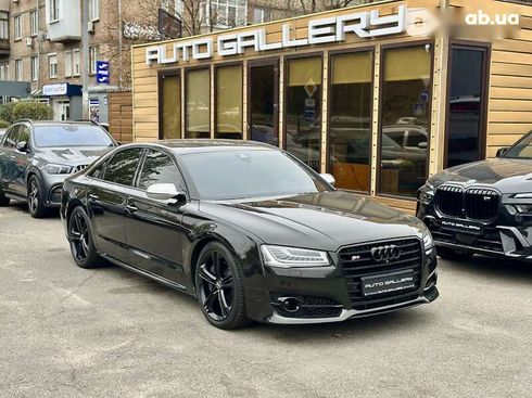 Audi S8 2015 - фото 5