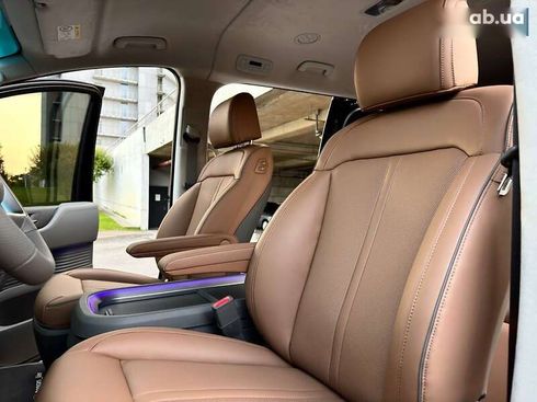 Hyundai Staria 2025 - фото 29