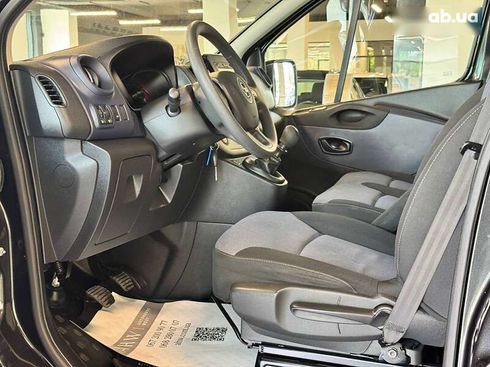 Opel Vivaro 2017 - фото 25