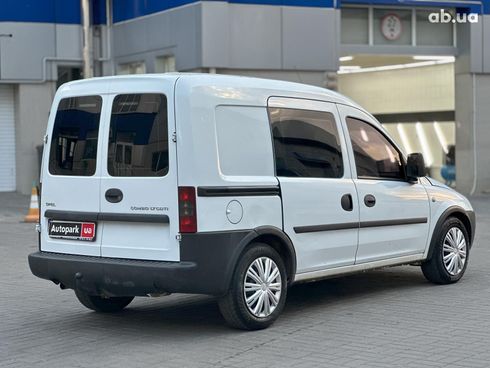 Opel Combo 2011 белый - фото 5