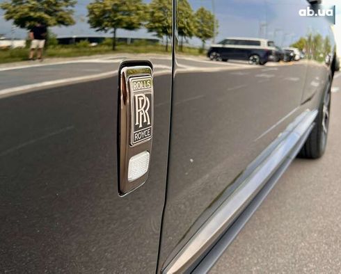 Rolls-Royce Cullinan 2022 - фото 22