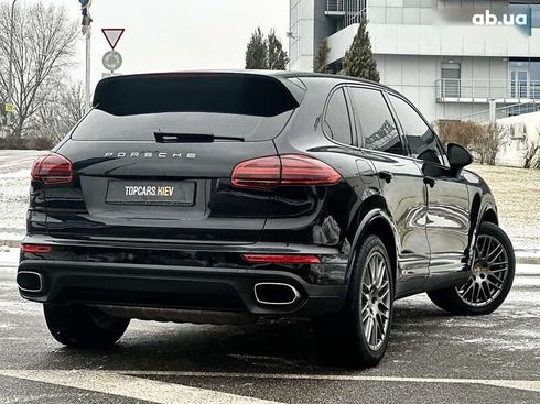 Porsche Cayenne 2016 - фото 15