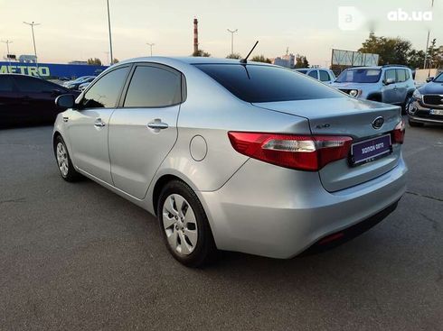 Kia Rio 2012 - фото 9