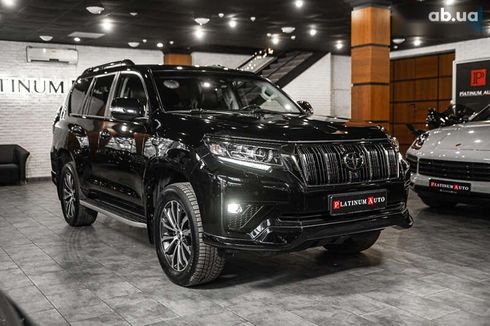 Toyota Land Cruiser Prado 2022 - фото 15