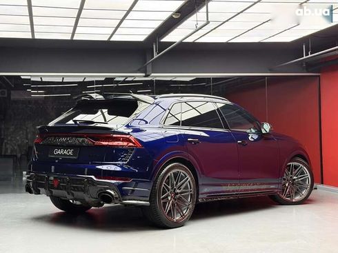 Audi RS Q8 2020 - фото 23