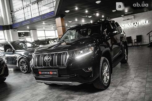 Toyota Land Cruiser Prado 2023 - фото 6