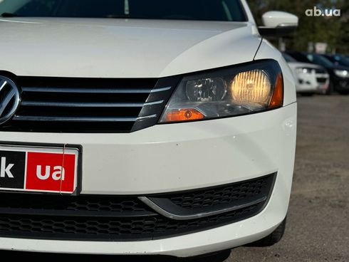 Volkswagen Passat 2015 белый - фото 11