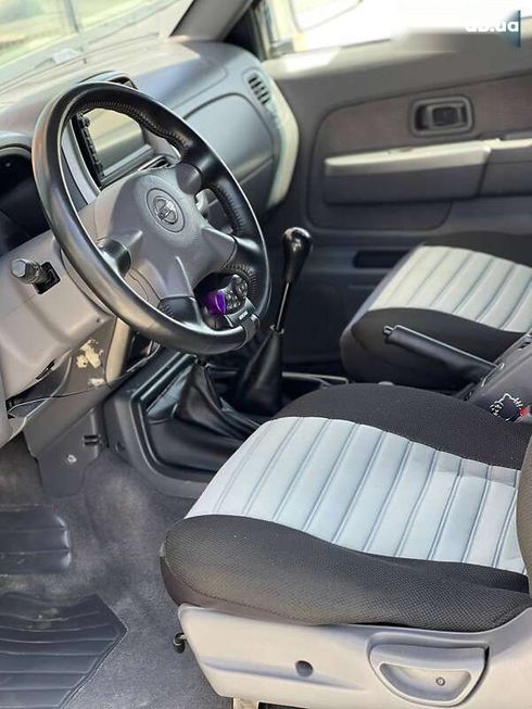 Nissan NP300 2011 - фото 29
