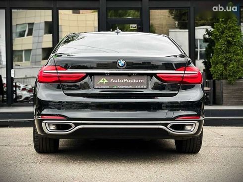 BMW 7 серия 2018 - фото 11