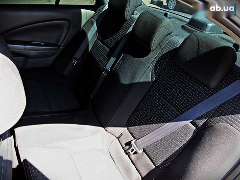 Nissan Almera 2008 - фото 15