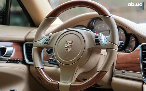 Porsche Panamera 2013 - фото 28