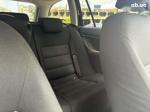 Skoda Octavia 2012 - фото 18