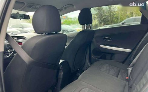 Kia Cee'd 2016 - фото 27