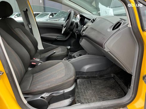 SEAT Ibiza 2011 желтый - фото 31