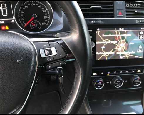 Volkswagen Golf 2018 - фото 2