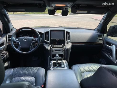 Toyota Land Cruiser 2016 черный - фото 6