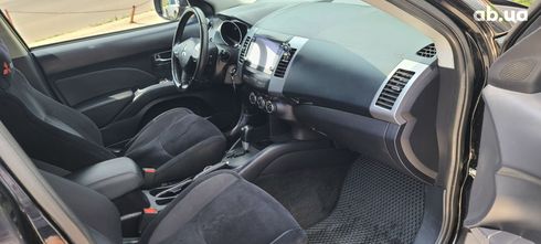 Mitsubishi Outlander XL 2011 черный - фото 6