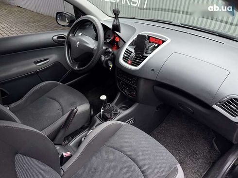Peugeot 206 2010 - фото 18