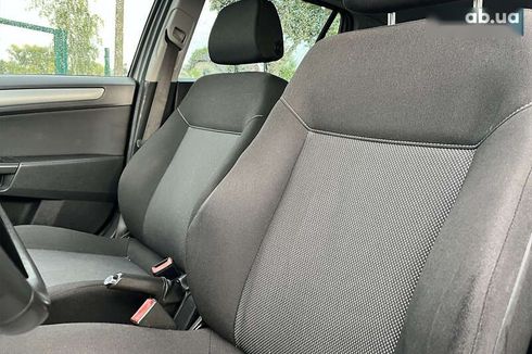 Opel Astra 2010 - фото 13
