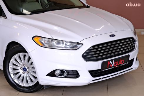 Ford Fusion 2015 белый - фото 3