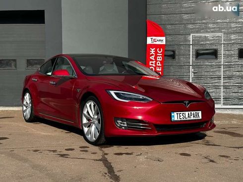 Tesla Model S 2019 - фото 11